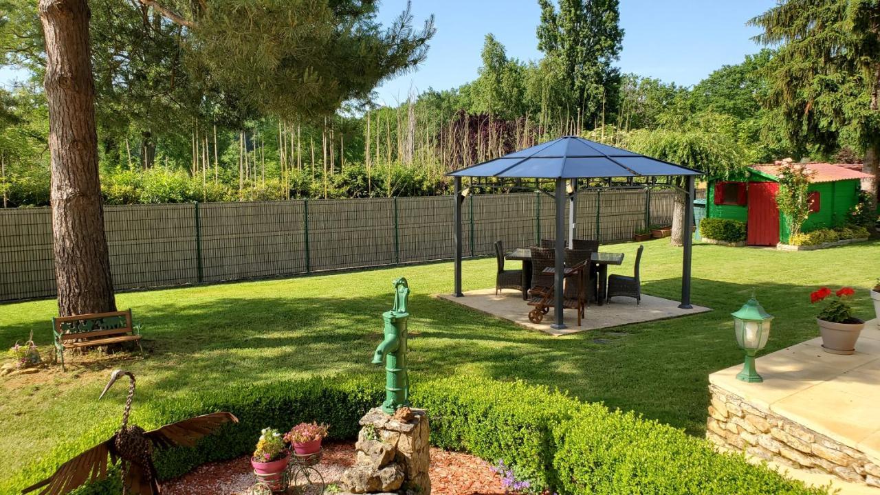 Domaine De La Dame Blanche Ξενοδοχείο Siorac-en-Périgord Εξωτερικό φωτογραφία
